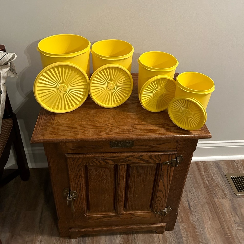 Vintage Tupperware canisters